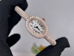 卡家“浴缸”手镯腕表，原装开模。包18K+莫桑钻石 字体全镭雕刻字 非市场普通版本印字 真金真钻工艺 细节懂的都懂 配原装首饰盒证书