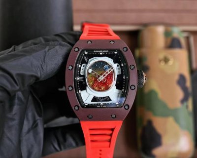 菲董”与理查德米勒的火星任务』法瑞尔 威廉姆斯 pharrell Williams 这位才华横溢、屡获殊荣的歌手、词曲作者和制作人，长期以来一直是Richard