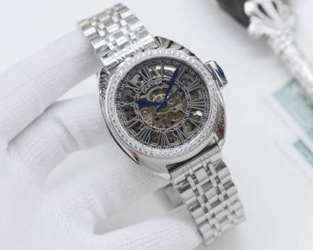 金白同价，皮 ，钢 品牌：卡地亚-Cartier 类型：男士腕表 壳套：顶级版316精钢l 表带：进口小牛皮表带 机芯：全自动进口机械机芯 镜面：矿物质防刮镜面 - 点击图像关闭