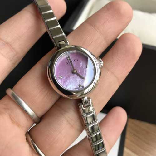 原盒:30 古驰爆款guccl广告主打款，小巧玲珑女表，小小号～22Mm表径，原裝瑞士石英，侧面做工非常精致，高仿不可及，全套包装出