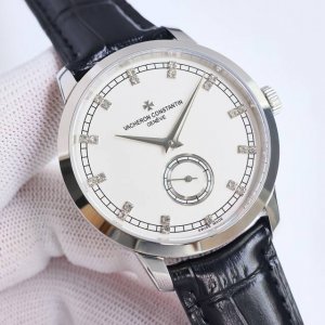 SJ出品 白壳 金壳 钻+50 江诗丹顿 VC 传袭系列男士腕表MO1 1 该表搭载4400as 全自动机械 走时精准 动力储备40小时 防水深度30米 2 镶