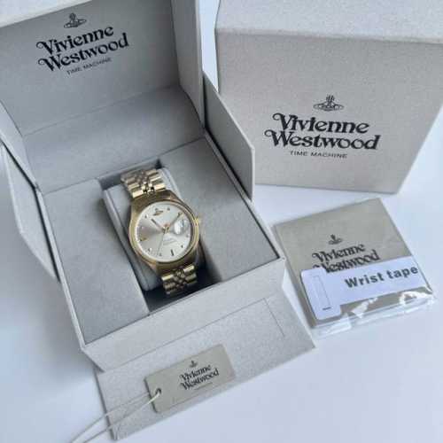 Viviennewestwood腕表 灰色表盘 石英机芯不锈钢表带 女表50米防水Vv261Gyg d表盘为沉稳灰色色表盘 搭配金色指针 精致亮眼 金色的薇薇安