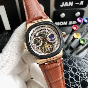 统一价： 品牌：百达翡丽----鹦鹉螺尊贵高端男表 ！奢华大气类型，精品顶级男士腕表，顶级镂空机械机芯 稳定 顶级316精钢 耐用 矿物质超强镜面玻璃 高清，耐