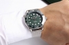 欧米茄-Omega 海马系列300米潜水腕表 表壳采用316L精钢表壳，搭载同级唯一陶瓷原装单向旋转计时圈口。表壳侧面泄压阀跟原装一致。表径42Mm 圈口采用进