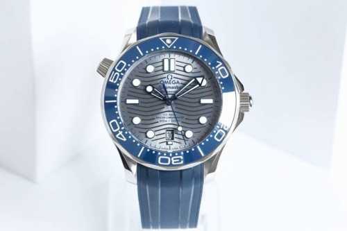 Sj出品 白壳 金壳 Vs 欧米茄 Omega Kv6 海马300米 系列升级v2版！独家拥有整个行业唯一与正品完全一致避震器的厂家！钢带升级v2版本 带节宽度