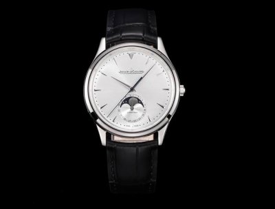 积家月相大师系列正装男表Q1368420. 表壳直径39Mm，厚度9.9Mm 月相盘 Cnc精雕成型 非贴片 相似度高达98%！ 机芯 原装开模Cal.9251