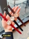 白壳 玫 钢带30陶瓷+40 浪琴简约大气女款 进口石英机芯 矿物质玻璃镜面 316L精钢表壳 直径28Mm厚8Mm 该款腕表备受女性喜爱 在不同的场合映耀着她