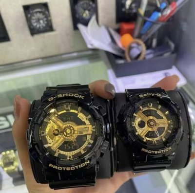 卡西欧 表盘直径大号53Mm，#G-Shock回头率爆表，那机芯绝对是进口，表带树脂的，防震度极高，三度防水而且防磁，指南针，秒表 精确到11000秒 温度计，