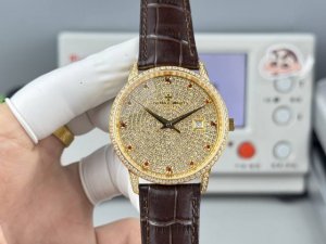 Mks 墙裂推荐， 土豪款新品江诗丹传顿承系列84100U 00R-B180 男人绅士， 表壳 尺寸40Mmx9Mm 吻原合装 完美圆形表的壳，搭微配孤式表耳设