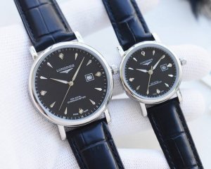白壳 金壳 钢带20 品牌：浪琴-Longines 类型：情侣腕表 壳套：顶级版316精钢l 表带：进口小牛皮表带 316L精钢表带 机芯：进口石英机芯 镜面：