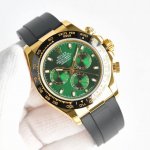 劳力士表盘尺寸40Mm。厚度目前市面上最接近原装的 陶质实心外圈连计速刻度 采用真陶瓷工艺 刮不花 永不退色 质感和一致 功能盘字体和盘面Logo采用叠加印刷工