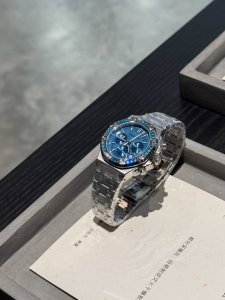 玫瑰金600 爱彼26319Or紫水晶 全球限量款 非常高级美 出街不撞表的一款硬货 美女几乎人手一枚 精钢表壳镶钻八角钻石壳边设计 进口日本多动能石英机芯 稳