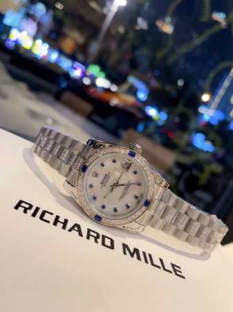 白钻 金钻 劳力士 日志 系列经典女款 实芯五珠钢带-原装压扣 小红书火爆推荐 设计显出独特高贵优雅女神气质！316精钢表壳搭配施华洛世奇水晶钻石，纯手工镶嵌而 - 点击图像关闭