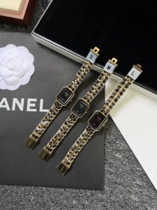 Chanel香奈儿 premièRe Rock腕表！金色 这应该是小香中古表的天花板了！ premièRe Rock腕表表壳 表带都是原厂流出 质量非常过硬 p