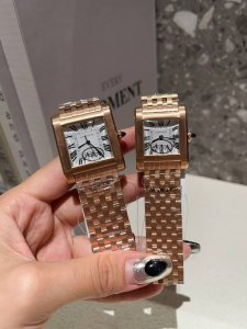 钢带白 金490 钻30 跑量订单货 卡地亚坦克系列Tank Normale，进口石英机芯，316L精钢表壳表链，镀膜蓝宝水晶镜面，皮带钢带通用。表壳尺寸 中性