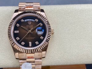 Sk厂 劳力士rolex 双历 星期日志型系列 40Mm 直径 40Mm 机芯 搭载全自动机械机芯 圈口 劳力士ringcommand三角坑纹 光圈 镜面 防刮 Sk厂 劳力士rolex 双历 星期日志型系列 40Mm 直径 40Mm 机芯 搭载全自动机械机芯 圈口 劳力士ringcommand三角坑纹 光圈 镜面 防刮