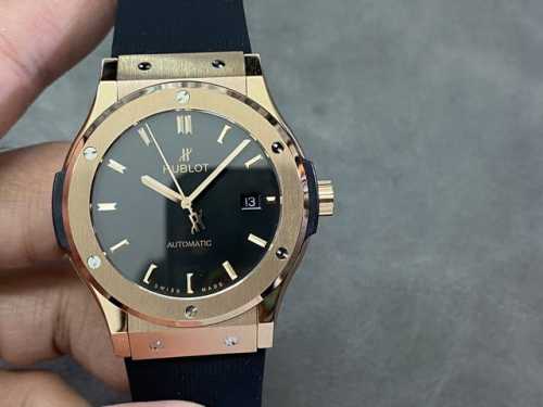 hb恒宝 宇舶经典融合图为42Mm 耗时长达13个月攻克重重难关外观机芯与原装一致1:此1.1.机芯与原版一致. 2:壳身抛光细腻洁白光亮.斜边抛光弧度倒角与一