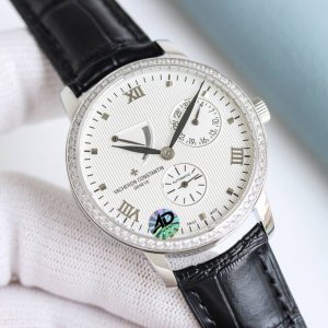 白1金 钻+50 Km工厂P新推出江诗丹顿Traditionnelle传袭系列83520 000R-9909机械腕表，震撼上市！独立秒针、指针式日历、动力储备功