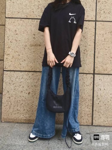 Ootd｜腕表分享｜女神王子文同款 被问爆的一款Ap3 0St赌你绝对会心动 37表径女神款，外圈镶满一圈钻石，多色表盘多功能计时搭配出层次感，上手给人又酷又飒