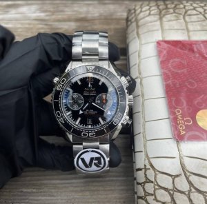 Vr隆重推出 海洋宇宙600米至臻天文台计时腕表，市场独家做到与原版一致的微调表带系统！采用原版进口陶瓷镶铂金烧制琅彩填油工艺制作，橙色圈口更饱满更平更逼真，银