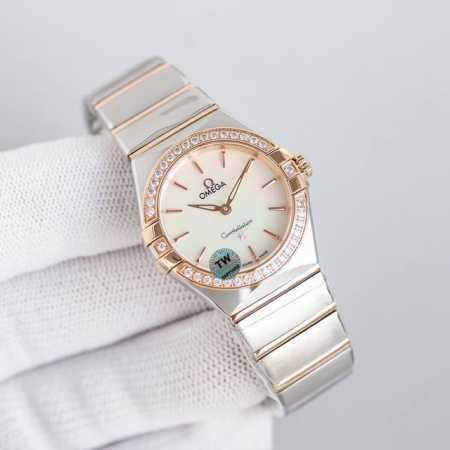 Tw-28Mm。白 -金 钻+50 Tw厂欧米茄女款星座系列28Mm石英腕表 ，每个零件都是原装一比一开模。 1仿表史上首次搭载原装正品瑞士机芯 2石英星座所有 - 点击图像关闭