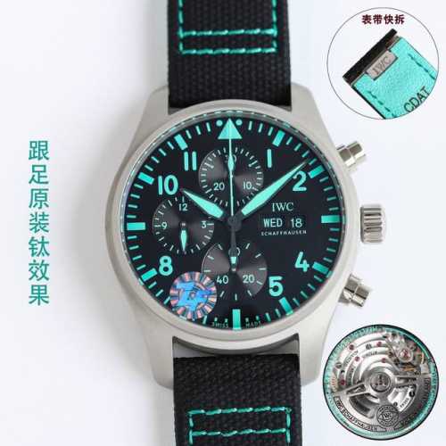 Zf新品 Iwc+Amg工程师强强联手 Or6 Iwc万国飞行员新款Iw388108 飞行员系列 1.腕表具有蓝绿黑精钢和马石油喷砂哑光技术处理呈现钛效果，做工