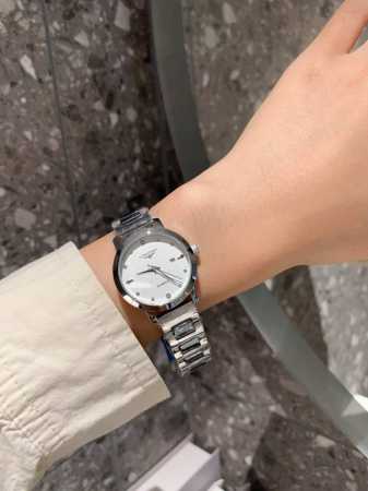 白 金 钢带+20 陶瓷+40。 最新经典浪琴-Longines女表 原装进口石英机芯 钢化玻璃 316L精钢表壳 直径：30Mm 厚8Mm如果今天的阳光停止了 - 点击图像关闭