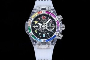 恒宝Hublot 宇舶表年度最佳复刻作品 宇舶Big Bang系列411.Jx.4802.Rt“全透明腕表” 精彩细节 1.还原正品表盘后龙飞凤舞的镂空布局，2