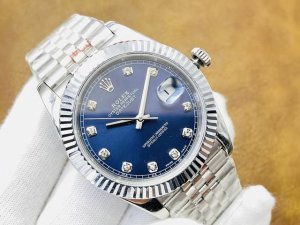 Vr Factory 墙裂推荐 致敬经典 市场顶级复刻版本 劳力士Rolex日志型腕表系列41Mm 塑造经典腕表典范 细节方面 1搭载2836 3235机芯机械