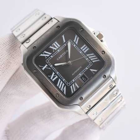 卡地亚 Cartier 山度士系列 Af1 1 表壳 正品开模 搭载最好的进口316L材质 2 表盘 正品开模出来的表盘 3 表针 瑞士工艺烧制蓝针 最接近正品 - 点击图像关闭