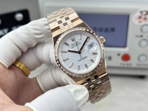 白 -金 钻+100 Es Factory Rolex Land-Dweller陆使型V2升级版 尺寸：36Mm9.7Mm 表壳：对版8.9Mm表耳间距及三角坑