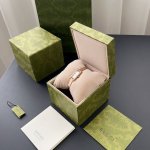 gg白壳 玫金470Gucci Vintage1500L中古手镯手表，这只是15周年纪念限定的1500块之一，编号21。 原主人1996年平安夜购于日本，或许是