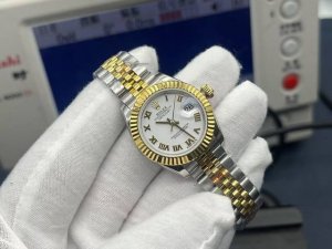 Ar Factory2025墙裂推荐 全新力作 倾力推荐 市场最新版本 劳 .力士Rolex女装日志型28Mm日志型腕表！细节方面： 1表壳直径保持与原装一致2
