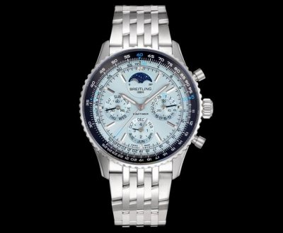 V9百年灵航空计时系列推出140周年限量版，搭载革命性B19自制机芯 采用进口精工Nh36机芯改多功能 ，走时稳定，返修率低，这是市场少有的耐操性复杂功能腕表。