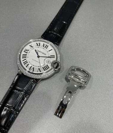 卡地亚 蓝气球系列 W69016Z4 男款自动机械 表径42 客户于 年9月12日购入 最经典款式 全套齐全 专柜54000 现货#男士手表 #手表 #腕表 # - 点击图像关闭