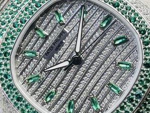 Gr Factory2024墙裂推荐 重金打造经典时计 百达.翡丽7118女士鹦鹉螺 满钻限量款 少量到货！三款7118满钻腕表分别镶嵌红宝石.蓝宝石.祖母绿三