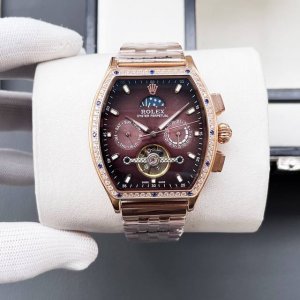 白 金 劳力士-Rolex全新镂空多功能男士机械腕表 采用全自动机械机芯 316精钢表壳 矿物质耐磨玻璃 精钢表链尺寸：42 12Mm 实物拍摄 零p图