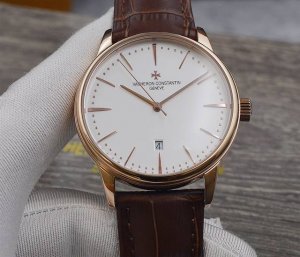 江诗丹顿Vacheron Constanti 新款高雅品位 热卖爆款超高性多功能新品手表 类型：精品男士腕表 精湛做工 表带：头层牛皮表带 十分舒适 机芯：全自