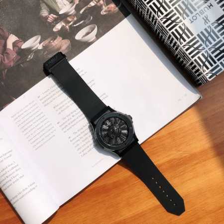 不负众望 夏季新品十年磨一剑真正王炸产品hublot宇.舶x村上隆全新联名腕表闪耀袭来！宇.舶村上隆太阳花开启了复刻界的全新篇章 推出史无前例的开模一体机 不再 - 点击图像关闭