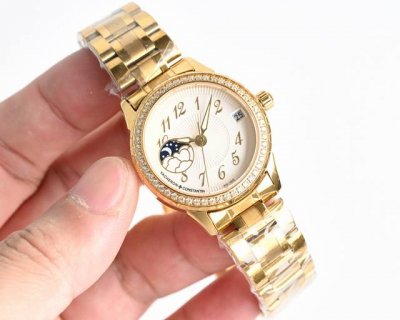 江诗丹顿-Vacheron Constantin淑女珠宝系列 月[月亮]相系列9字位日月星辰功能，搭载原装进口月相机芯 0返修0售后 ， 采用高端珍珠贝母表盘时