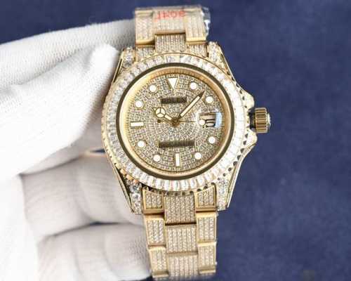 土豪版满钻迪通拿，Rolex劳力士满钻系列，耗时10个月改装满钻石男士款 搭载全自动机械机芯，精钢镶钻表壳 实心厚重钢带精选进口光彩闪耀钻 超强夜光 。 品牌：