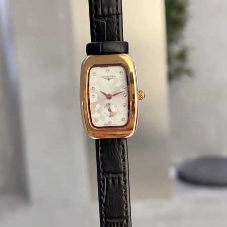 白光 金 ；钻30 2023年浪琴 Longines 马术最新骑仕系列女表！小巧的表款带有方形的特质，并以圆角代替尖锐的方形锋角，原装罗旋纹把头、批P花精钢表针 - 点击图像关闭
