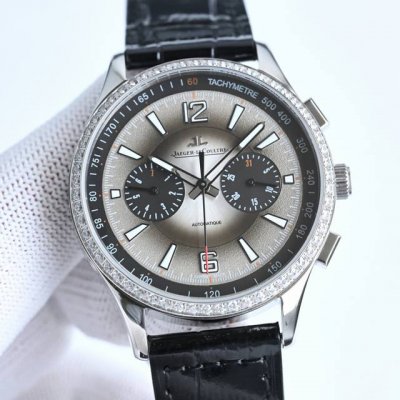 Jaeger-Lecoultre 积家 Jl 北宸系列腕表 R55 儒雅而至~！ 精彩细节 表壳打磨：为了追求正品温润如玉的效果，制表师精磨细造，慢工出细活。