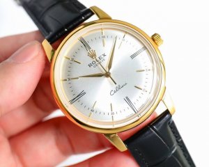 白壳 金壳 Rolex劳力士 .切利尼 一块彰显绅士风度 适合参加各种活动场合的不二之选的男士腕表 搭载着精准稳定的9015进口机芯.每小时振频 0次 零返修质