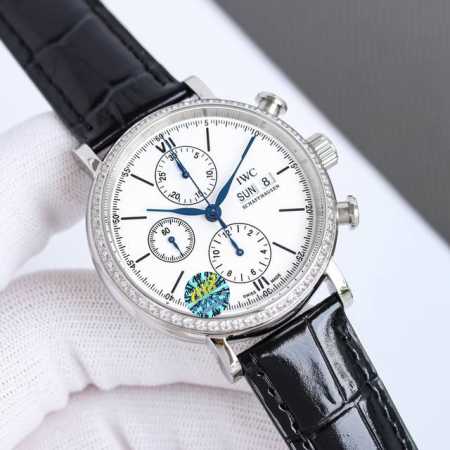 白壳 金壳 Tw倾情演绎 Iwc万国波涛菲诺计时腕表 腕表尺寸42Mmx13.5Mm。完美同步正品，表壳以精钢材质打造，通过细致的抛光打磨之后呈现出细腻光泽，镶 - 点击图像关闭