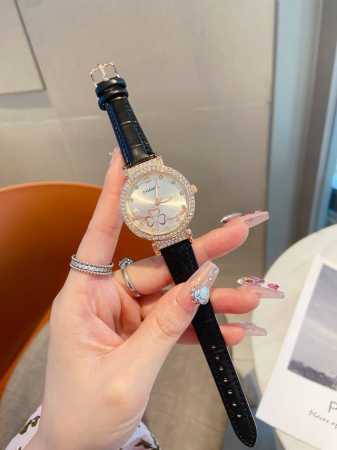 皮带 香奈儿时尚最新款简约时尚时装表精美名媛气质.耐磨镜片.. 石英机芯多种颜色选择， - 点击图像关闭