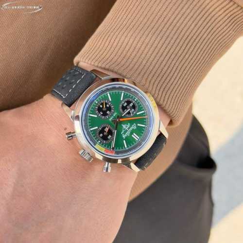Bls新品 V2系列独家B01自动上铉机械机芯 百年灵 B01计时腕表 折叠扣 Top Time系列 彩色计时 Navitimer 百年灵以大胆色彩焕新演绎经典