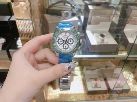 特价统一 明星同款劳力士迪通拿 机械 全自动精钢表带潮人必备新品店主自留款 这个颜色也太正了吧 男女同款 总之怎么搭配都好看呢 - 点击图像关闭