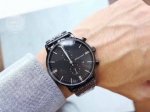 精钢armani 阿玛尼 型号：Ar1934 表壳：316L精钢 表镜：矿物质强化玻璃 表带：316L精钢 表扣：双按扣 尺寸：43*11Mm 时尚的多功能设计
