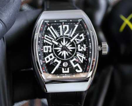 法兰克 穆勒 Franck Muller V45 Sc Dt系列54*42*15Mm 全自动机械机芯 蓝光镀膜玻璃 牛皮表带底部橡胶 折叠扣 糅合运动设计风格 - 点击图像关闭